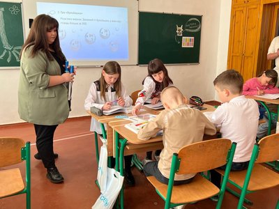 У одній із громад Житомирщини учні надолужують навчання через додаткові заняття: результати програми "КЕЧ" У одній із громад Житомирщини учні надолужують навчання через додаткові заняття: результати програми "КЕЧ"