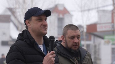 Дерево надії у Чернігові: відкрили символ, присвячений полоненим і зниклим безвісти