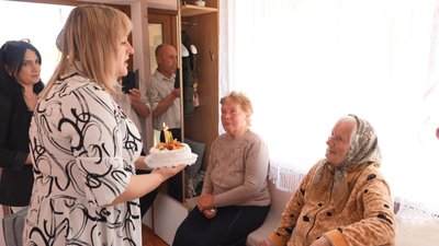 ювілярка, довгожителька ювілярка, довгожителька
