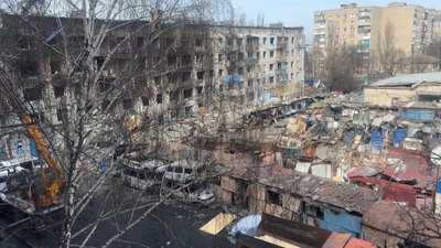 Добропілля, руїни, зруйнований будинок