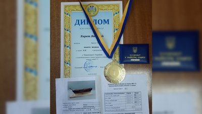 Слюсар Одеського припортового заводу переміг на чемпіонаті України з судномодельного спорту Слюсар Одеського припортового заводу переміг на чемпіонаті України з судномодельного спорту