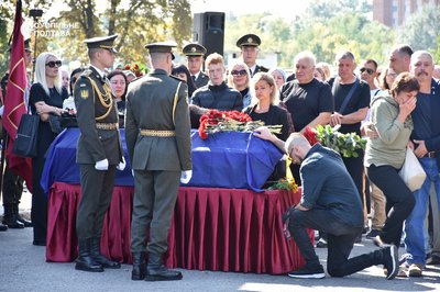 У Полтаві встановлять меморіальні дошки чотирьом полеглим військовим У Полтаві встановлять меморіальні дошки чотирьом полеглим військовим