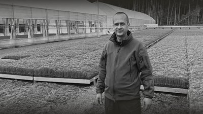"Бачу, що на дровах сидить обгоріла жінка": житель Новгорода-Сіверського про атаку на місто "Бачу, що на дровах сидить обгоріла жінка": житель Новгорода-Сіверського про атаку на місто