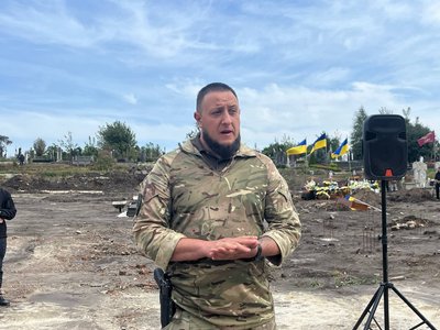 Віктор Пасічник, похорон, ЗСУ, Назар Сарабун