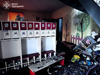 В Одесі внаслідок нічної атаки РФ загинули троє людей, серед них дитина В Одесі внаслідок нічної атаки РФ загинули троє людей, серед них дитина