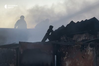 «Там були речі, дитячий одяг, генератори»: в Одесі через атаку РФ згорів склад благодійної організації «Там були речі, дитячий одяг, генератори»: в Одесі через атаку РФ згорів склад благодійної організації