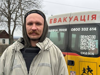 Пʼятьох дітей та їхніх мам евакуювали з прифронтового Чаплиного на Дніпропетровщині Пʼятьох дітей та їхніх мам евакуювали з прифронтового Чаплиного на Дніпропетровщині