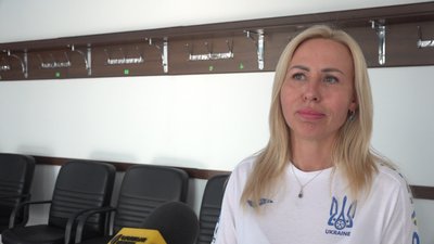 Дівоча збірна України U-15 з футболу Дівоча збірна України U-15 з футболу