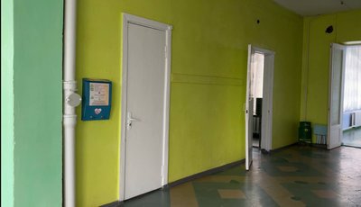 На Дніпропетровщині одна вчителька вдарила ножем іншу під час уроків: як коментують інцидент у ліцеї та поліції На Дніпропетровщині одна вчителька вдарила ножем іншу під час уроків: як коментують інцидент у ліцеї та поліції