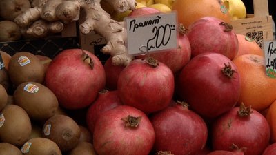 Ціни на гранати в Житомирі: від чого залежить вартість фруктів на ринках Ціни на гранати в Житомирі: від чого залежить вартість фруктів на ринках