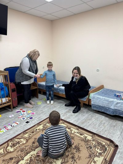 "Їхня сила та підтримка вражають": Анджеліна Джолі прокоментувала поїздку у Миколаїв та Херсон "Їхня сила та підтримка вражають": Анджеліна Джолі прокоментувала поїздку у Миколаїв та Херсон