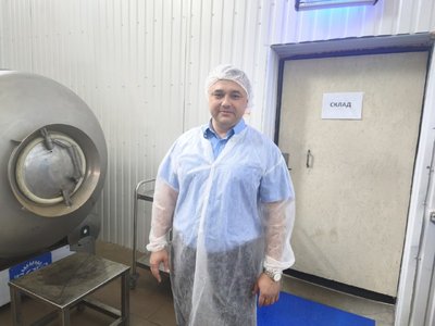 Від копченої солі до ароматизаторів: у Житомирі виробляють натуральні копчені інгредієнти Від копченої солі до ароматизаторів: у Житомирі виробляють натуральні копчені інгредієнти