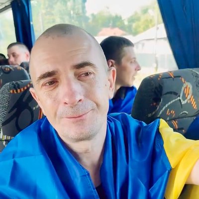 "До пальців і геніталій підключали дроти, били струмом". Яким був полон Романа Сіроштаненка, який з Макіївки допомагав ЗСУ "До пальців і геніталій підключали дроти, били струмом". Яким був полон Романа Сіроштаненка, який з Макіївки допомагав ЗСУ