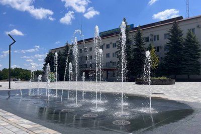 пішохідний фонтан новодністровськ пішохідний фонтан новодністровськ