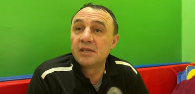 "Коли ти на полі і ловиш м’яч — всі проблеми забуваються": на Хмельниччині ветерани сидячи грають у волейбол "Коли ти на полі і ловиш м’яч — всі проблеми забуваються": на Хмельниччині ветерани сидячи грають у волейбол