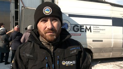 “Без гуманітарки — на пенсію не прожити”. Продукти і воду привезли благодійники до Шахівської громади “Без гуманітарки — на пенсію не прожити”. Продукти і воду привезли благодійники до Шахівської громади