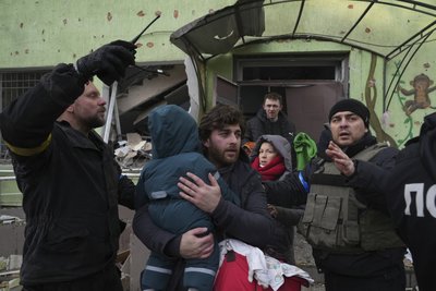 Авіаудар по пологовому та дитячій лікарні у Маріуполі: хроніка воєнного злочину 9 березня Авіаудар по пологовому та дитячій лікарні у Маріуполі: хроніка воєнного злочину 9 березня
