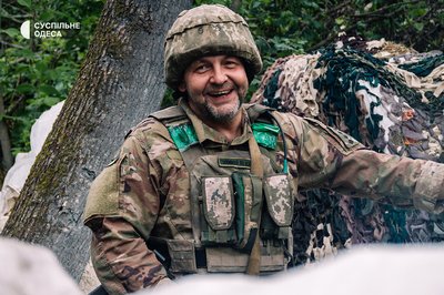 Третя весна без сина: як на Одещині доглядають сад загиблого військового Бориса Айзенберга Третя весна без сина: як на Одещині доглядають сад загиблого військового Бориса Айзенберга