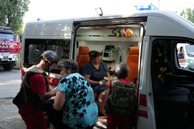 медики швидкої на місці удару у Харкові 24 вересня медики швидкої на місці удару у Харкові 24 вересня