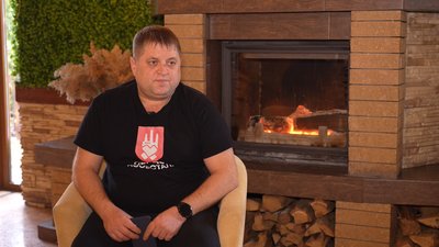 "Це була мрія з дитинства". Оборонець Маріуполя став кухарем у ресторані на Дніпропетровщині після повернення з полону "Це була мрія з дитинства". Оборонець Маріуполя став кухарем у ресторані на Дніпропетровщині після повернення з полону