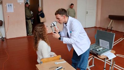 За день пройшли медогляд 565 жителів 4 громад Чернігівського району: на Чернігівщині МОЗ тестує нову модель роботи За день пройшли медогляд 565 жителів 4 громад Чернігівського району: на Чернігівщині МОЗ тестує нову модель роботи