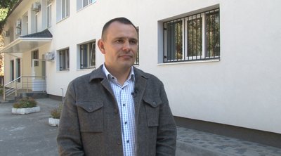 "Життя у двох рюкзаках": як працюють у Черкасах вчителі-переселенці "Життя у двох рюкзаках": як працюють у Черкасах вчителі-переселенці