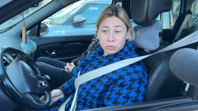 "Обережно, вибоїни!": у Луцьку водії скаржаться на стан доріг. Де стартував аварійний ремонт "Обережно, вибоїни!": у Луцьку водії скаржаться на стан доріг. Де стартував аварійний ремонт