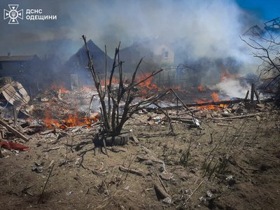Росія завдала ракетного удару по півдню Одещини: поранені двоє людей Росія завдала ракетного удару по півдню Одещини: поранені двоє людей