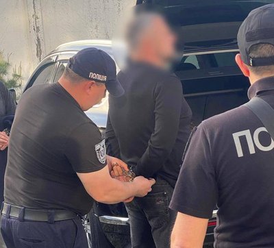 На Хмельниччині посадовця селищної ради підозрюють у корупційній схемі На Хмельниччині посадовця селищної ради підозрюють у корупційній схемі