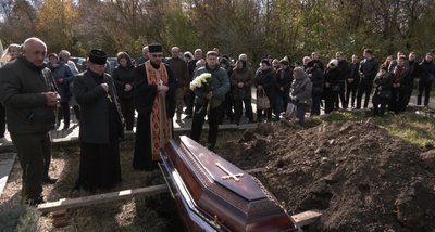 На Тернопільщині попрощалися з волонтеркою Анною Рудою-Пастухевич, цвинтар На Тернопільщині попрощалися з волонтеркою Анною Рудою-Пастухевич, цвинтар
