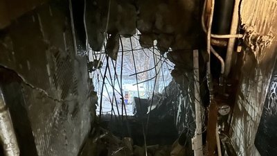 У Долинській на Кіровоградщині російський дрон влучив у багатоповерхівку У Долинській на Кіровоградщині російський дрон влучив у багатоповерхівку