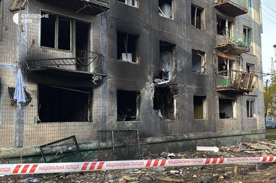 "Батьки лише повернулися в Київ, а зараз їх дістають із заваленої квартири": кияни про нічний обстріл "Батьки лише повернулися в Київ, а зараз їх дістають із заваленої квартири": кияни про нічний обстріл