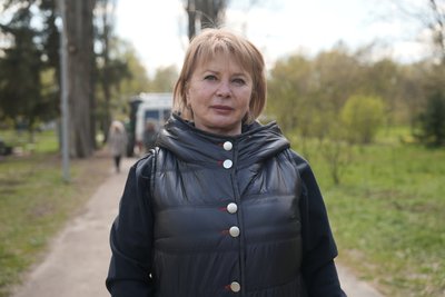 Сумські медики висадили бузок у парку Кожедуба у пам'ять про загиблих на війні Сумські медики висадили бузок у парку Кожедуба у пам'ять про загиблих на війні