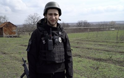 Під обстрілом опинилася знімальна група Суспільне Дніпро: репортаж з Нікопольщини, яка щодня перебуває під атаками РФ Під обстрілом опинилася знімальна група Суспільне Дніпро: репортаж з Нікопольщини, яка щодня перебуває під атаками РФ