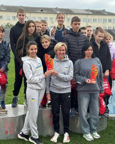 Дніпропетровщина посіла друге місце на командному юнацькому чемпіонаті України з чотириборства Дніпропетровщина посіла друге місце на командному юнацькому чемпіонаті України з чотириборства