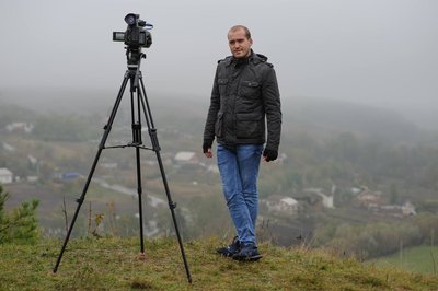 оператор, камера, відокамера, штатив, павло ящищак оператор, камера, відокамера, штатив, павло ящищак