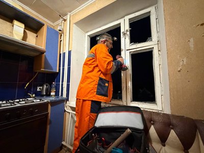 Унаслідок двох нічних атак на місто постраждали п’ятеро людей