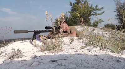 Сергій Тимофійко з гвинтівкою Донецька область 2023 рік Сергій Тимофійко з гвинтівкою Донецька область 2023 рік
