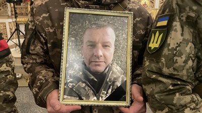 У Полтаві прощаються з трьома загиблими військовими