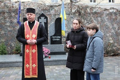 "Орден за мужність" ІІІ ступеня передали дружині загиблого нацгвардійця з Рівного Василя Кректуна "Орден за мужність" ІІІ ступеня передали дружині загиблого нацгвардійця з Рівного Василя Кректуна