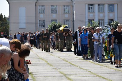 Прощання із захисником Олександром Максимчуком з Хмельниччини Прощання із захисником Олександром Максимчуком з Хмельниччини