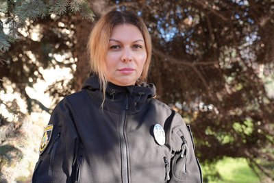 У Кам'янському невідомі розграбовують оселі, потрощені внаслідок обстрілу РФ 6 листопада У Кам'янському невідомі розграбовують оселі, потрощені внаслідок обстрілу РФ 6 листопада