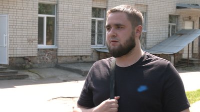 Під час прильоту "шахеда" по місту був біля епіцентру вибуху: у Чернігові попрощалися з 23-річним Данилом Жуковецьким Під час прильоту "шахеда" по місту був біля епіцентру вибуху: у Чернігові попрощалися з 23-річним Данилом Жуковецьким