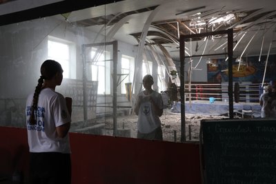 Артобстріл Херсона: загинув 47-річний чоловік, шестеро поранені, пошкоджена спортшкола Артобстріл Херсона: загинув 47-річний чоловік, шестеро поранені, пошкоджена спортшкола