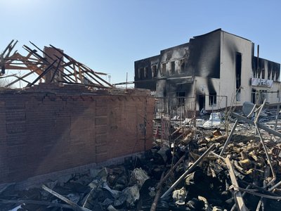 "Страшний вибух і полум’я перед очима": що розповіли місцеві про нічну атаку дронів на Полтаву "Страшний вибух і полум’я перед очима": що розповіли місцеві про нічну атаку дронів на Полтаву