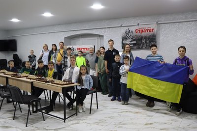 В укритті в Охтирці відбулись дитячі шахові змагання В укритті в Охтирці відбулись дитячі шахові змагання