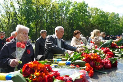 У Харкові вшанували пам’ять загиблих у Другій світовій війні 8 травня У Харкові вшанували пам’ять загиблих у Другій світовій війні 8 травня