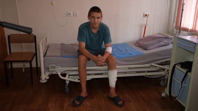 "Це була цілеспрямована атака". Який стан пораненого через російську атаку БплА підлітка з Херсона "Це була цілеспрямована атака". Який стан пораненого через російську атаку БплА підлітка з Херсона
