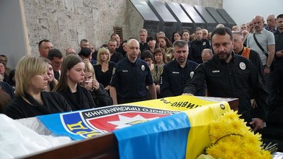 Олександр Вінічуком, прощання, загиблий поліцейський Олександр Вінічуком, прощання, загиблий поліцейський
