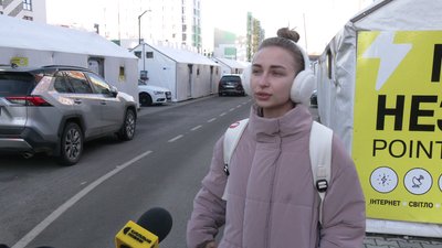 Відкриваються під час блекауту: як у Рівному діють Містечка Незламності та хто ними користується Відкриваються під час блекауту: як у Рівному діють Містечка Незламності та хто ними користується